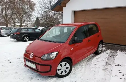 VOLKSWAGEN Up! 