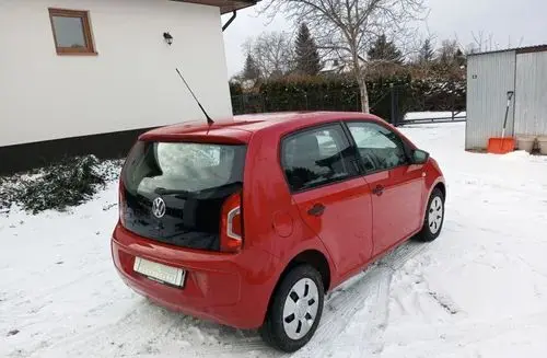 VOLKSWAGEN Up! 