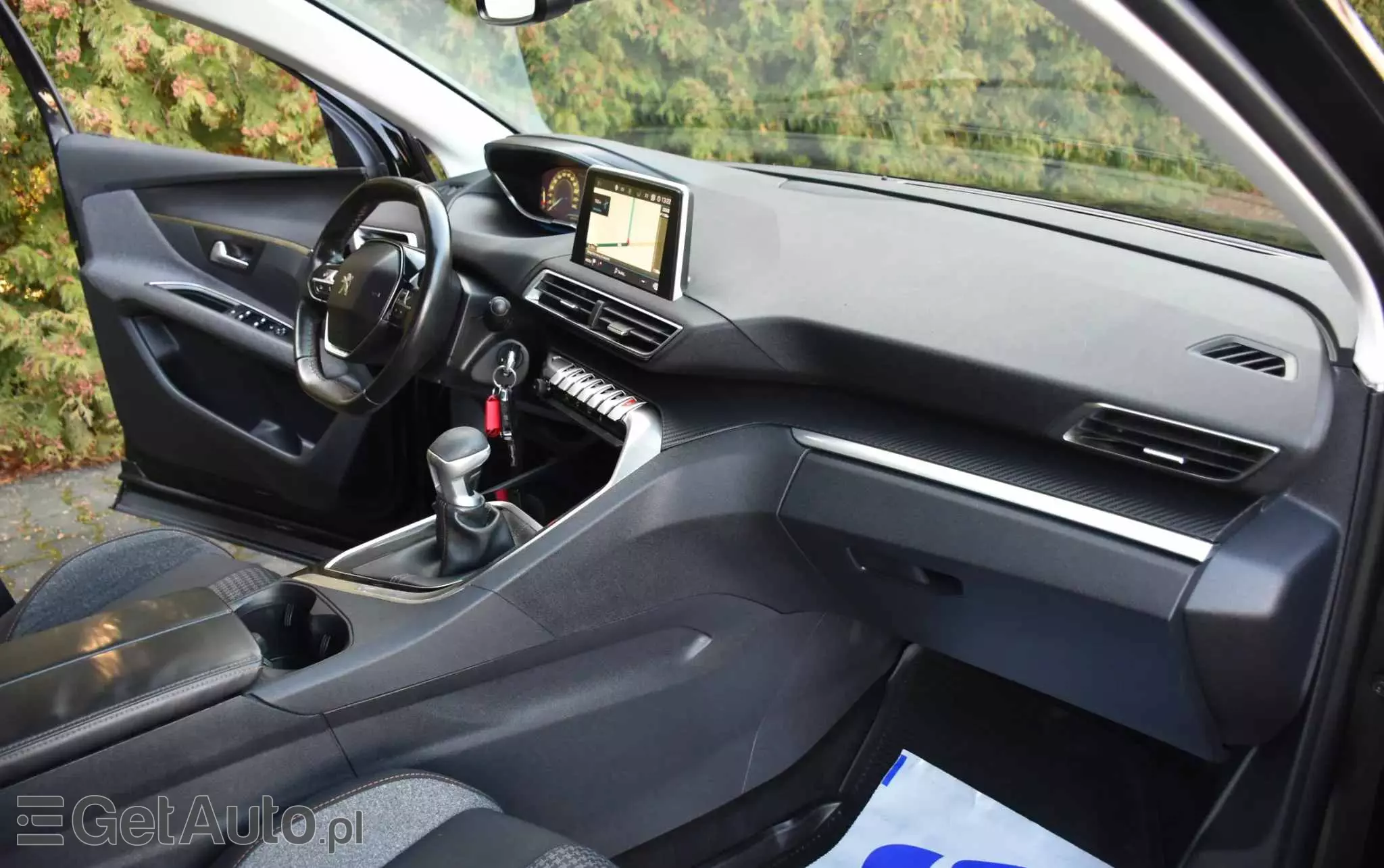 PEUGEOT 3008 BlueHDi 120 Stop & Start Style