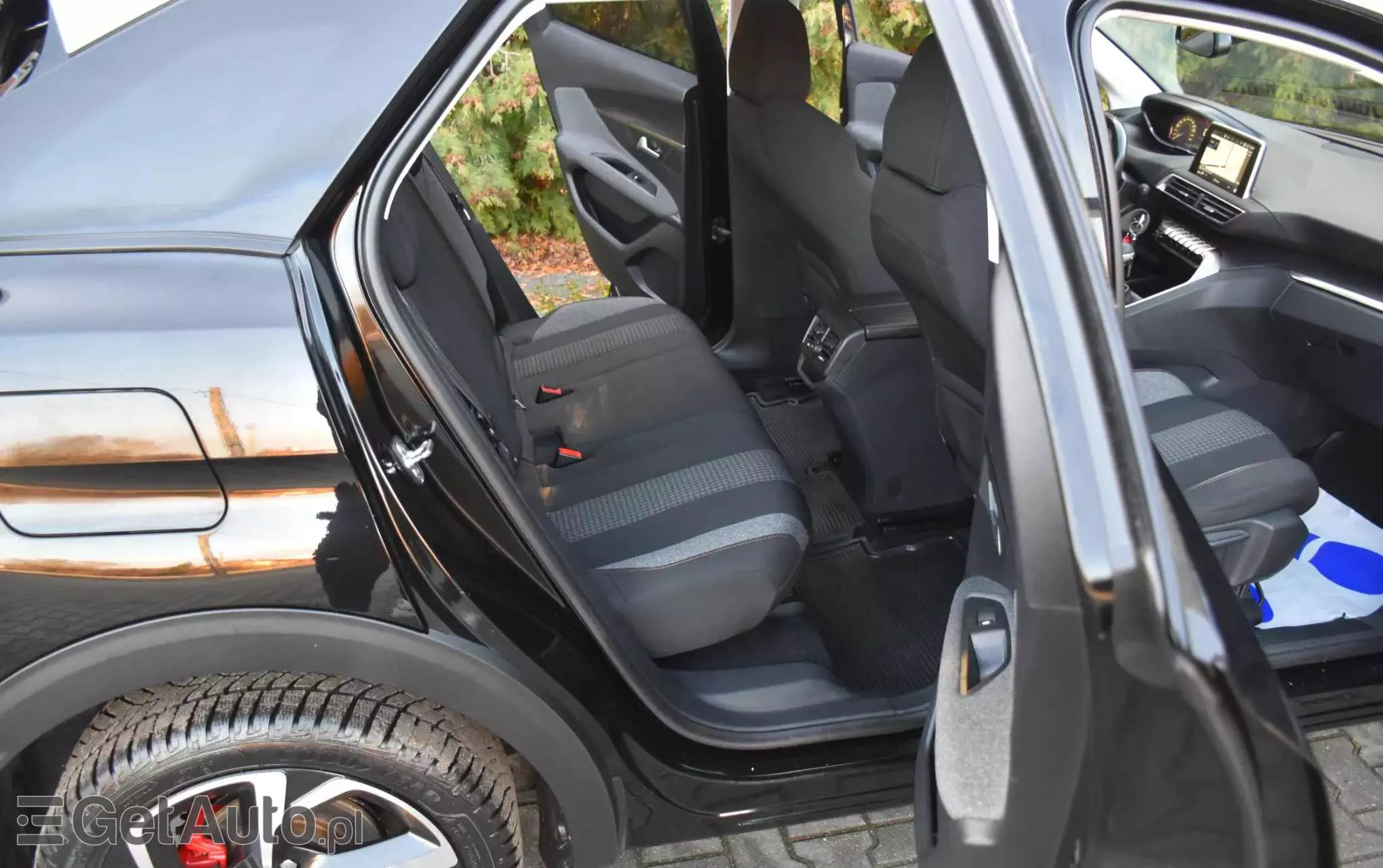 PEUGEOT 3008 BlueHDi 120 Stop & Start Style