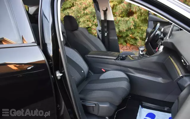 PEUGEOT 3008 BlueHDi 120 Stop & Start Style