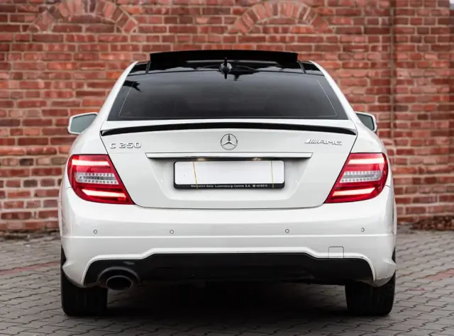 MERCEDES-BENZ Klasa C 250 (BlueEFFICIENCY) 7G-TRONIC