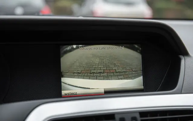 MERCEDES-BENZ Klasa C 250 (BlueEFFICIENCY) 7G-TRONIC