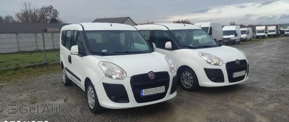 FIAT DOBLO multyat POLSKI SALON 1 WŁASCICIEL 5 OSÓB BEZWYPADKOWY 