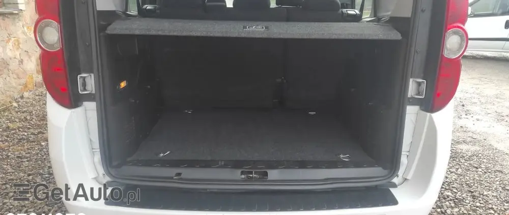 FIAT DOBLO multyat POLSKI SALON 1 WŁASCICIEL 5 OSÓB BEZWYPADKOWY 