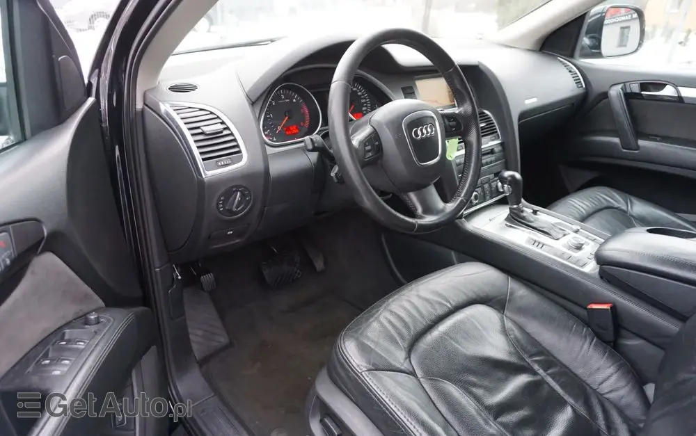 AUDI Q7 3.0 TDI Quattro Tiptronic