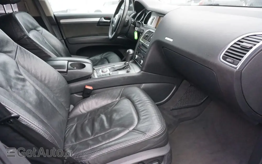 AUDI Q7 3.0 TDI Quattro Tiptronic
