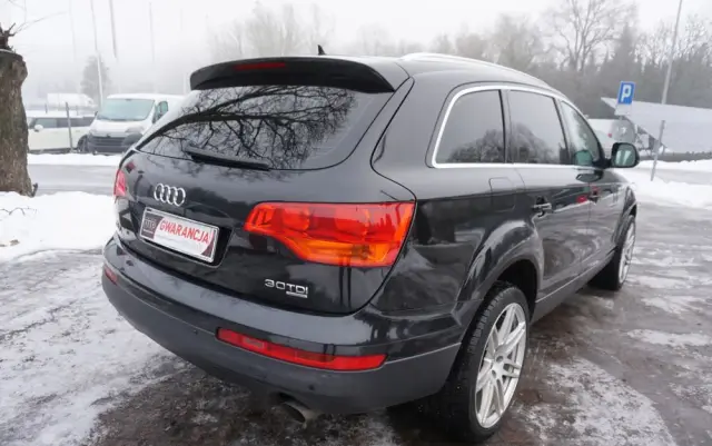 AUDI Q7 3.0 TDI Quattro Tiptronic