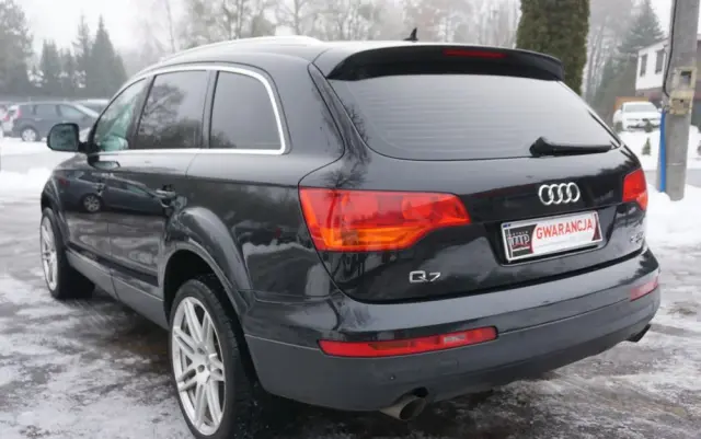 AUDI Q7 3.0 TDI Quattro Tiptronic