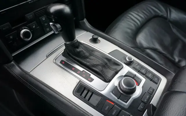 AUDI Q7 3.0 TDI Quattro Tiptronic