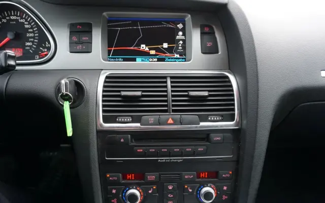 AUDI Q7 3.0 TDI Quattro Tiptronic