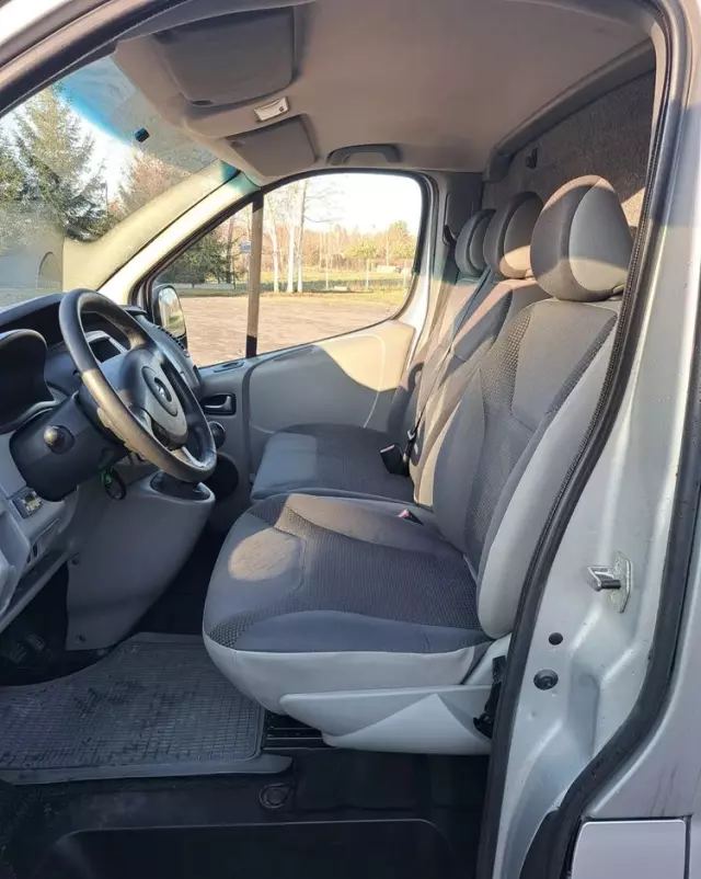 OPEL VIVARO LONG 