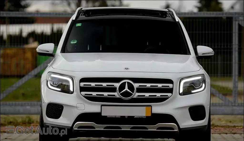 MERCEDES-BENZ Glb 