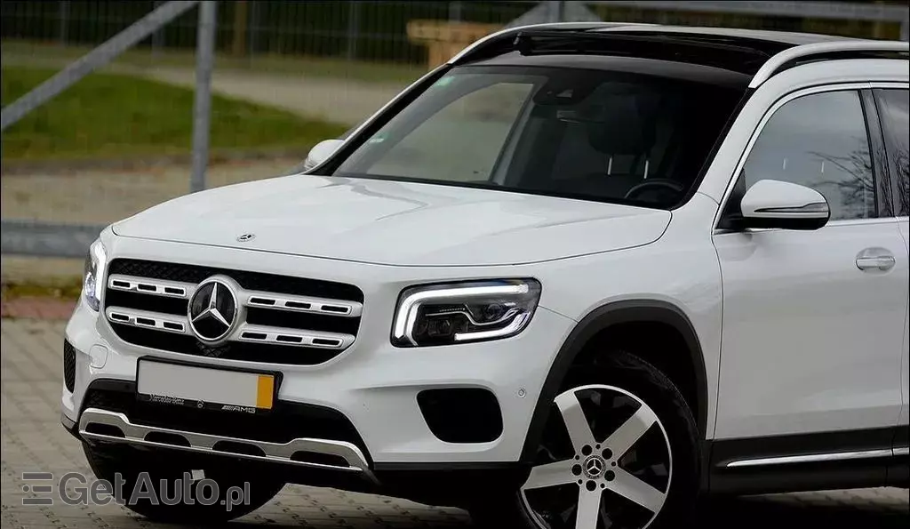 MERCEDES-BENZ Glb 