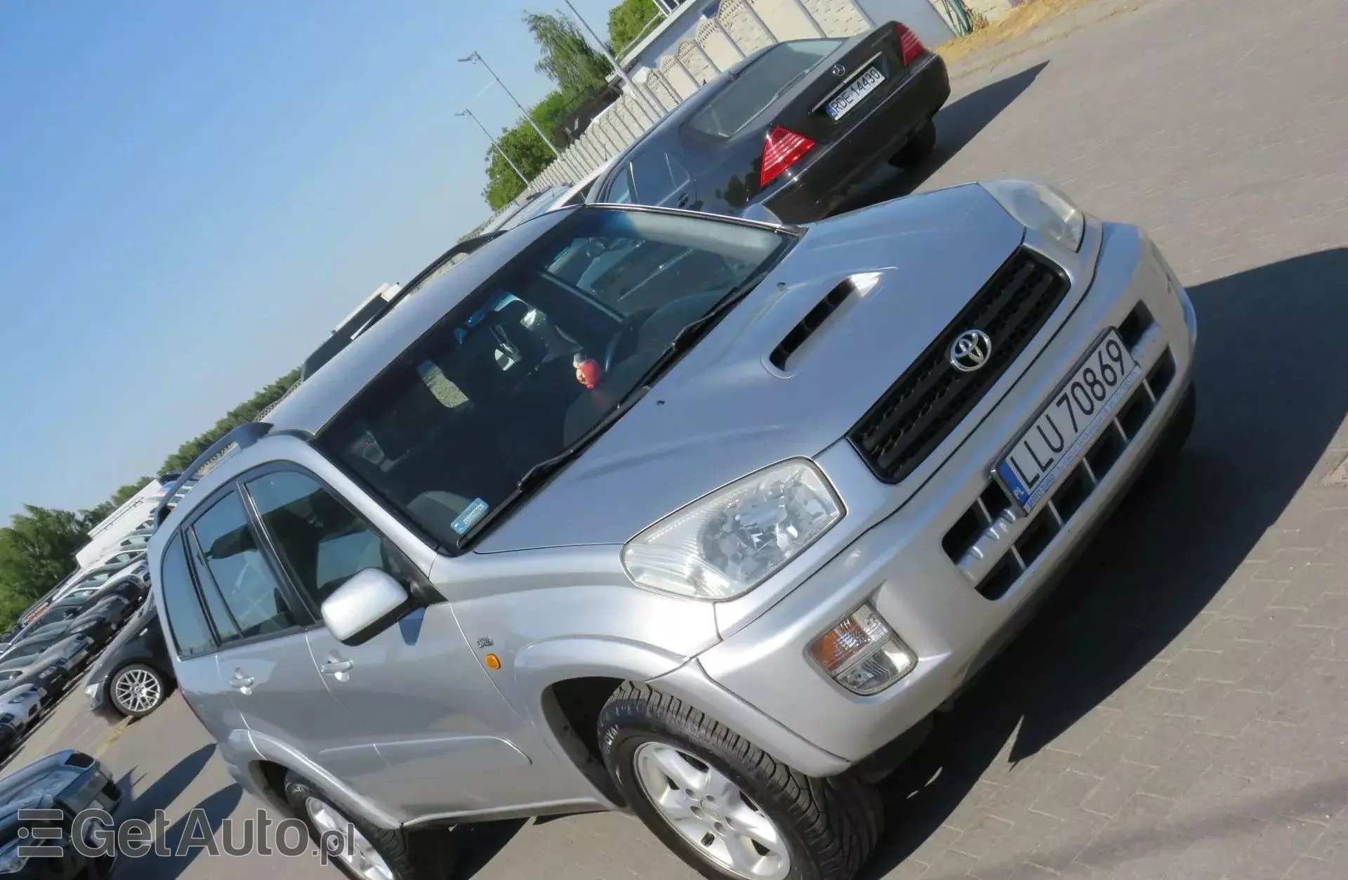 TOYOTA RAV4 