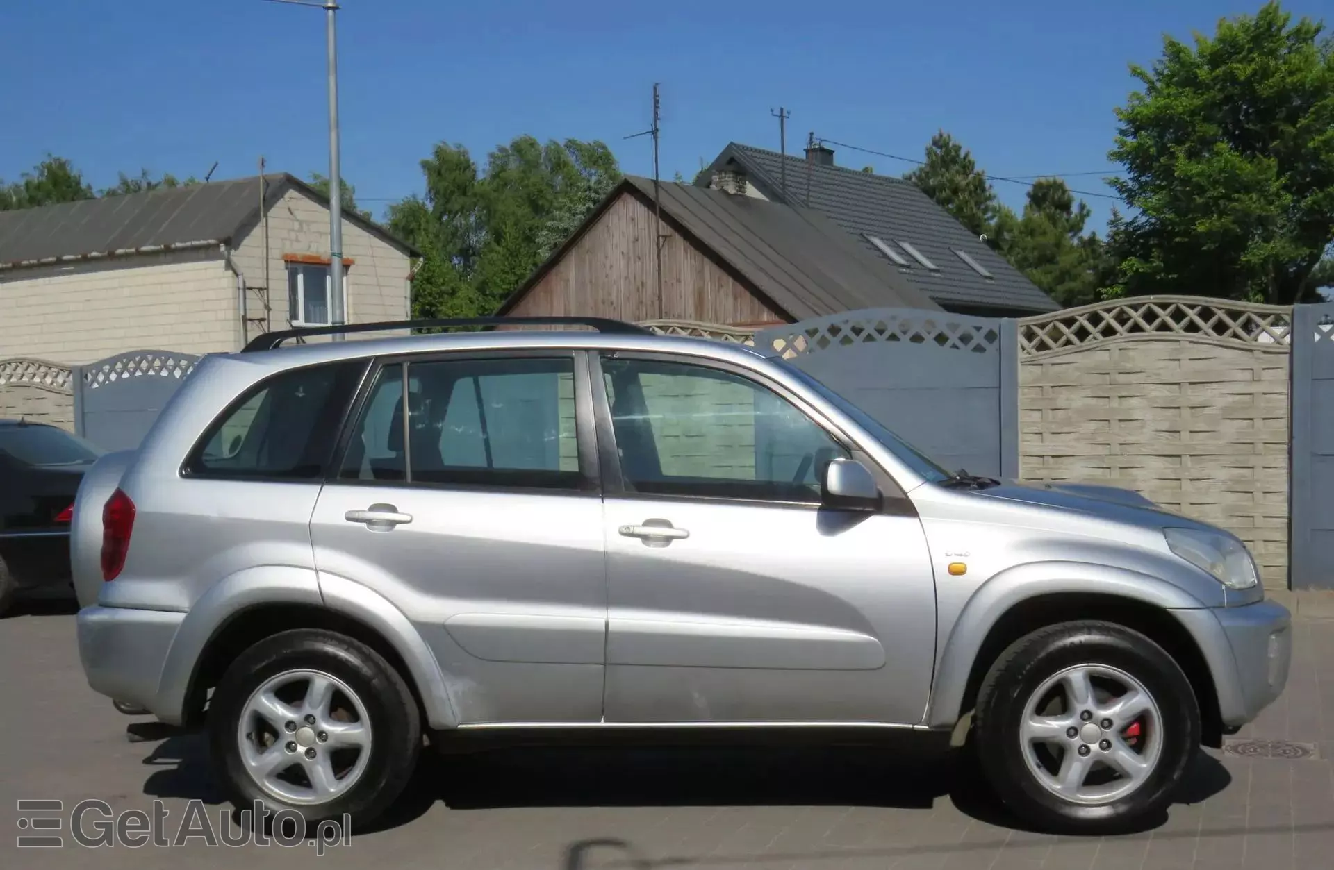 TOYOTA RAV4 