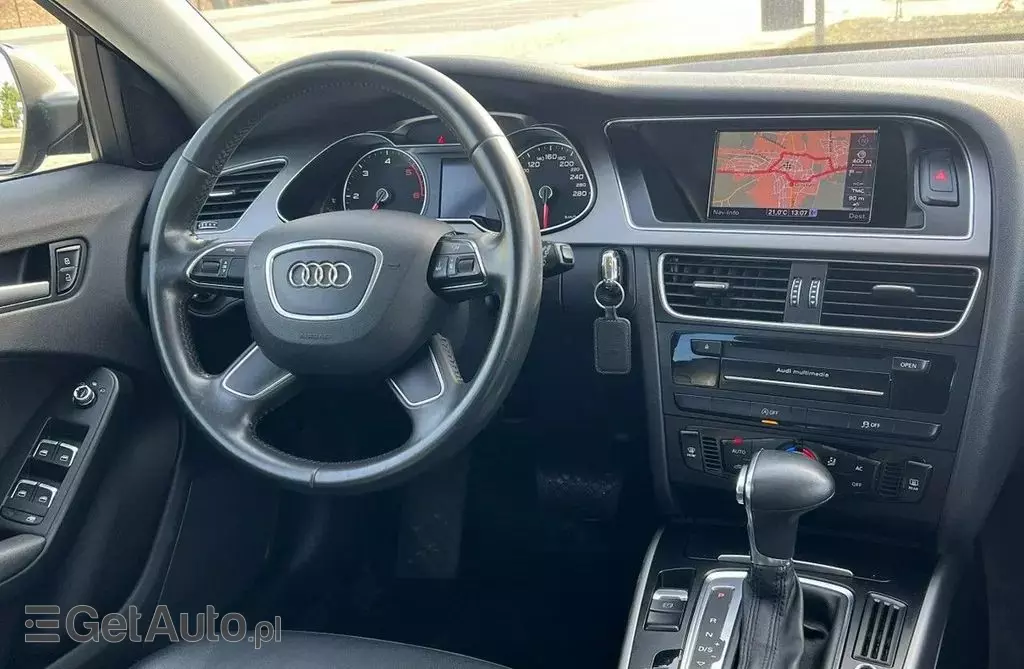 AUDI A4 