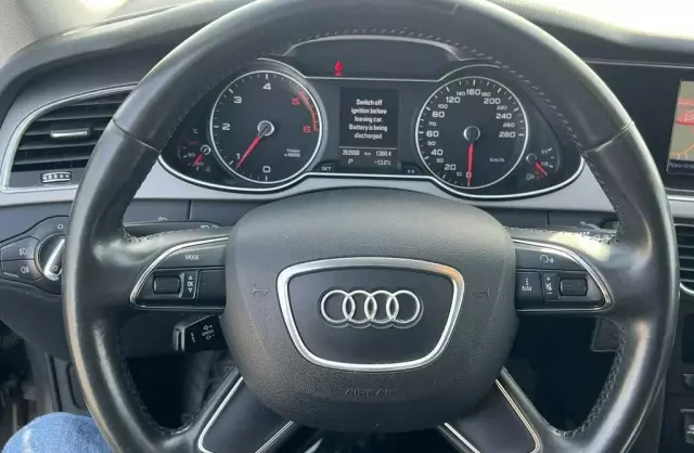 AUDI A4 