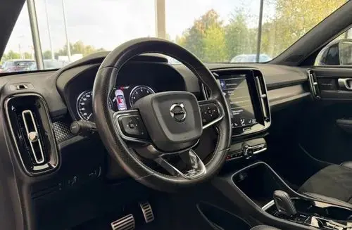 VOLVO Xc 40 