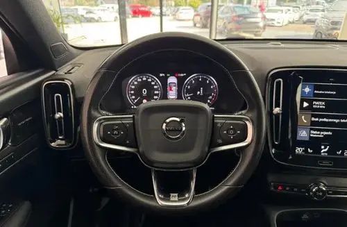 VOLVO Xc 40 