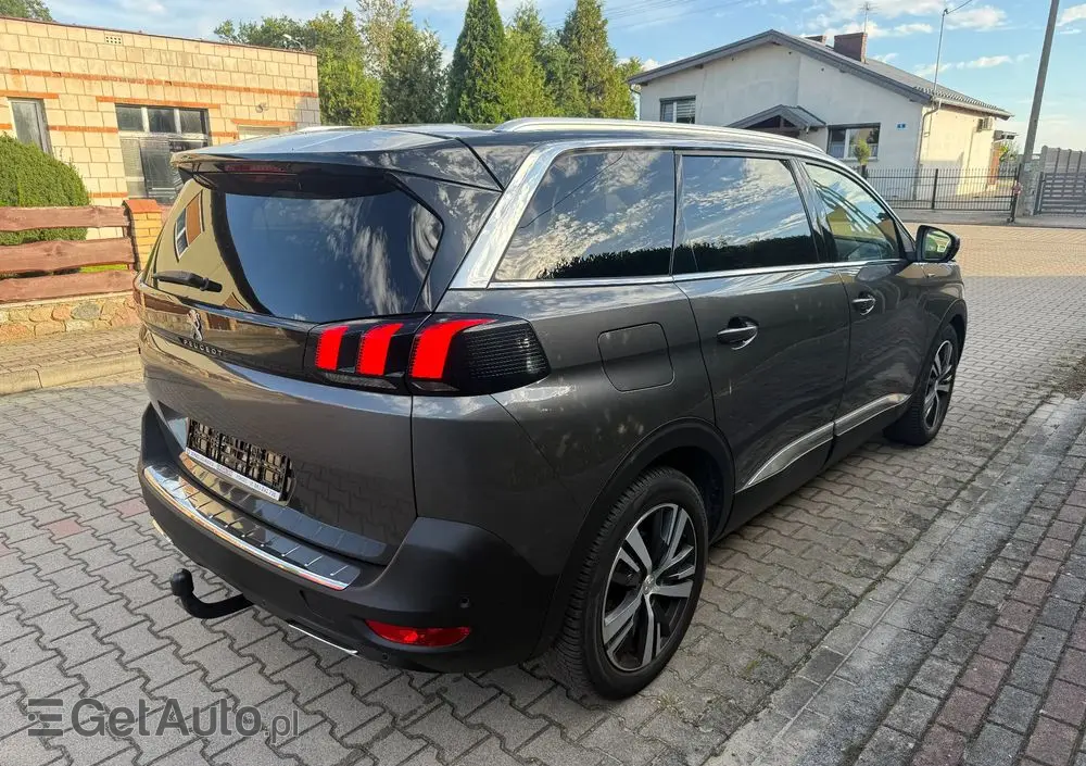 PEUGEOT 5008 BlueHDi 130 EAT8 GT