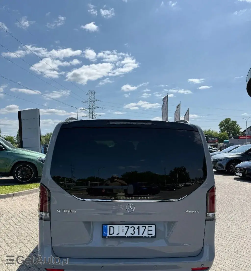 MERCEDES-BENZ Klasa V 