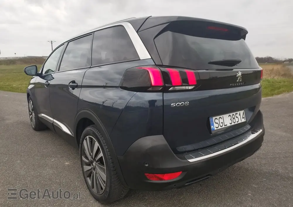 PEUGEOT 5008 HDI 150 Allure