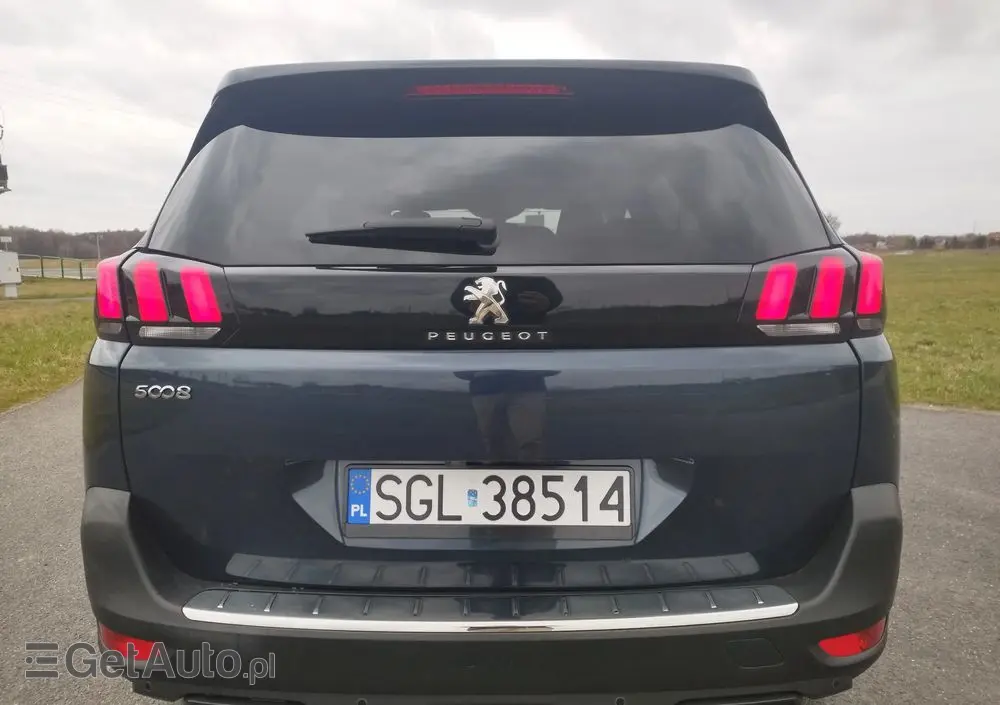 PEUGEOT 5008 HDI 150 Allure