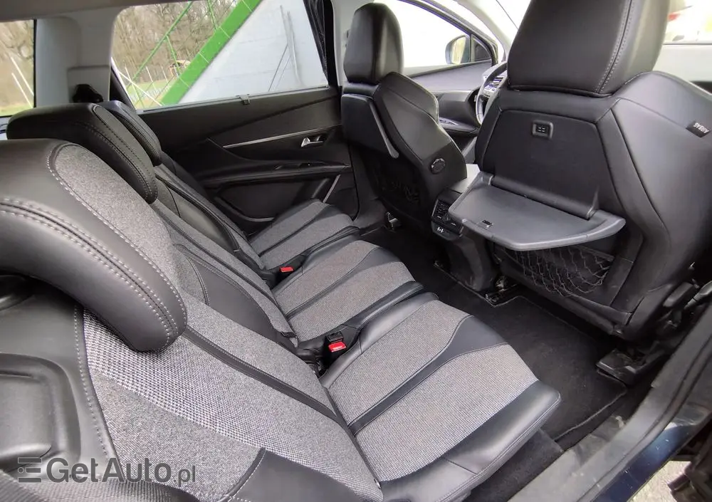 PEUGEOT 5008 HDI 150 Allure