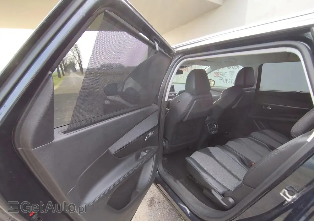 PEUGEOT 5008 HDI 150 Allure