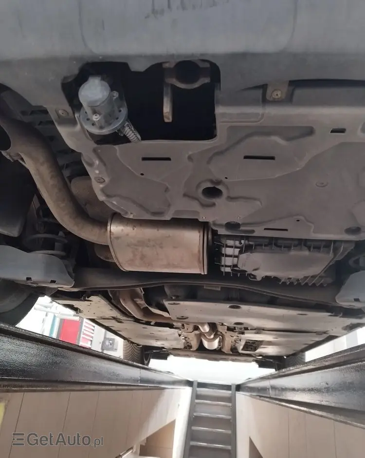 PEUGEOT 5008 HDI 150 Allure