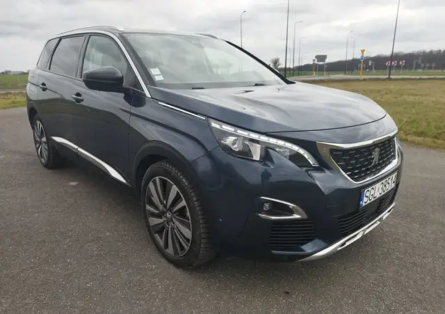 PEUGEOT 5008 HDI 150 Allure