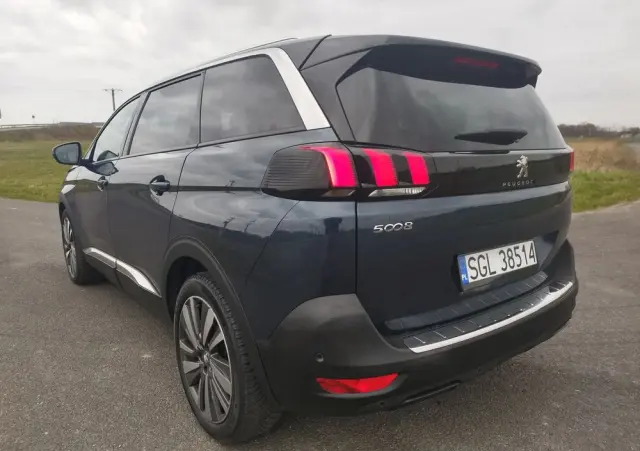 PEUGEOT 5008 HDI 150 Allure