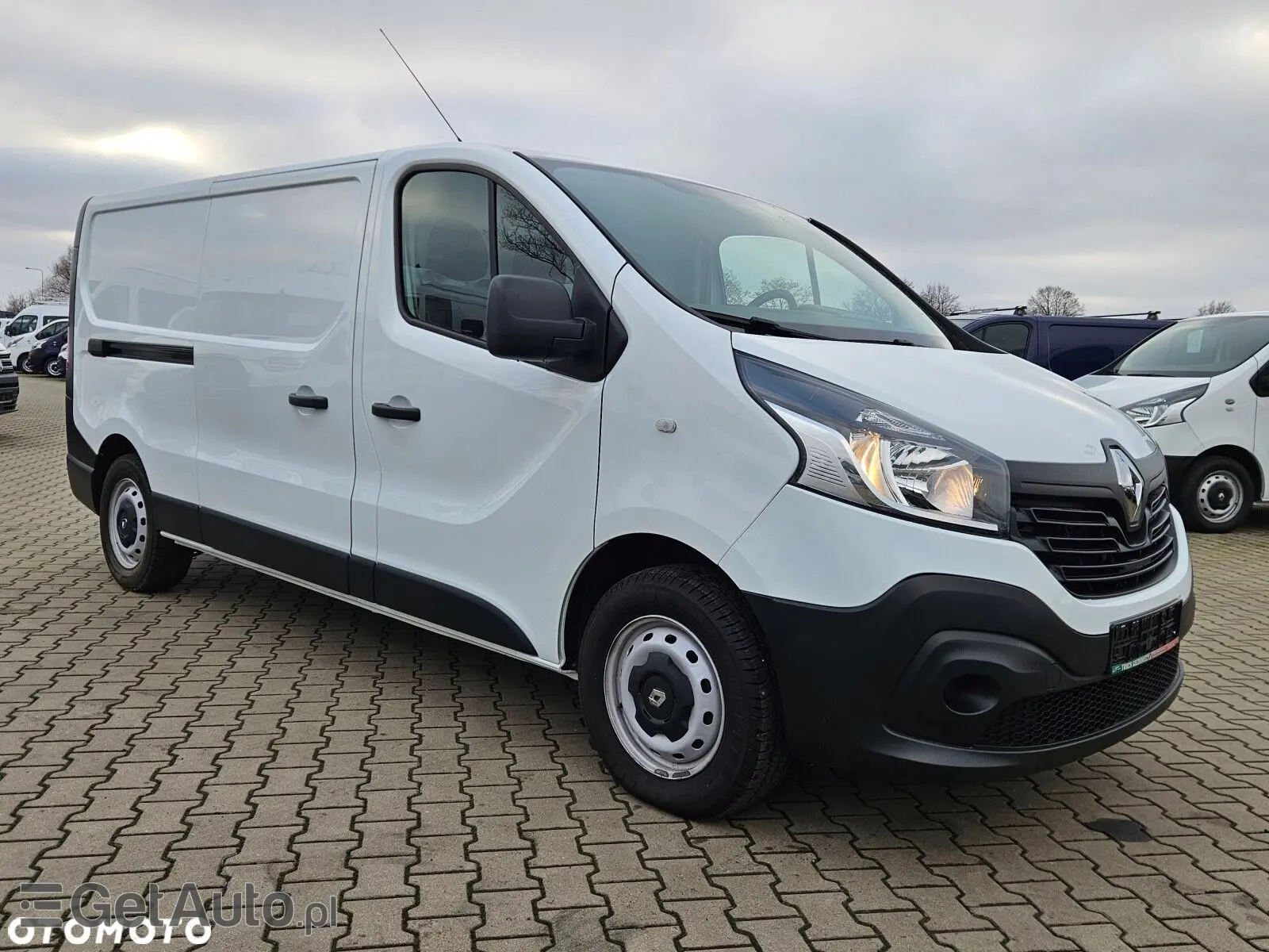 RENAULT Trafic L2H1 Pack Clim S&S+E(1200)