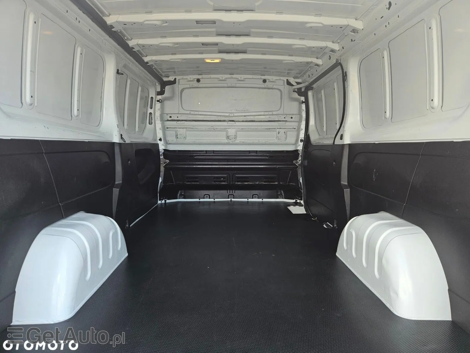 RENAULT Trafic L2H1 Pack Clim S&S+E(1200)