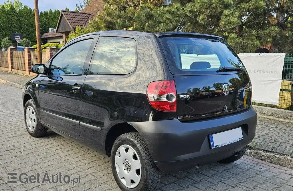VOLKSWAGEN Fox 