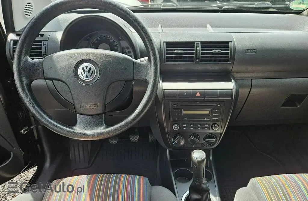 VOLKSWAGEN Fox 