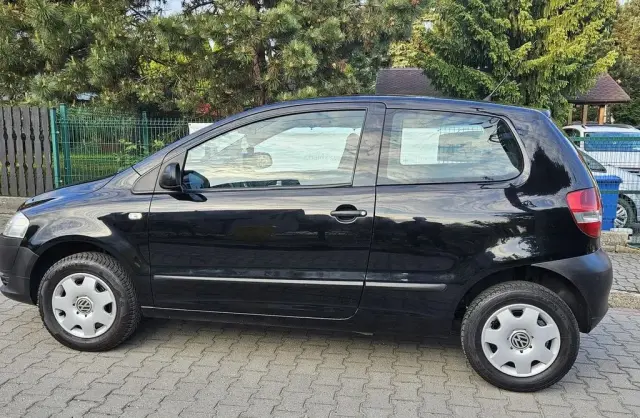 VOLKSWAGEN Fox 