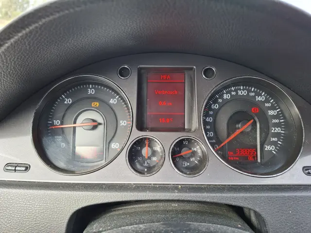 VOLKSWAGEN Passat Comfortline DPF