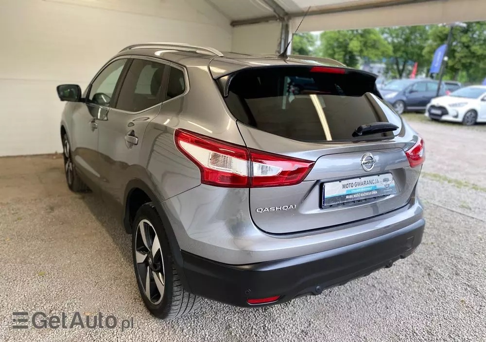 NISSAN Qashqai 1.2 DIG-T Tekna Xtronic