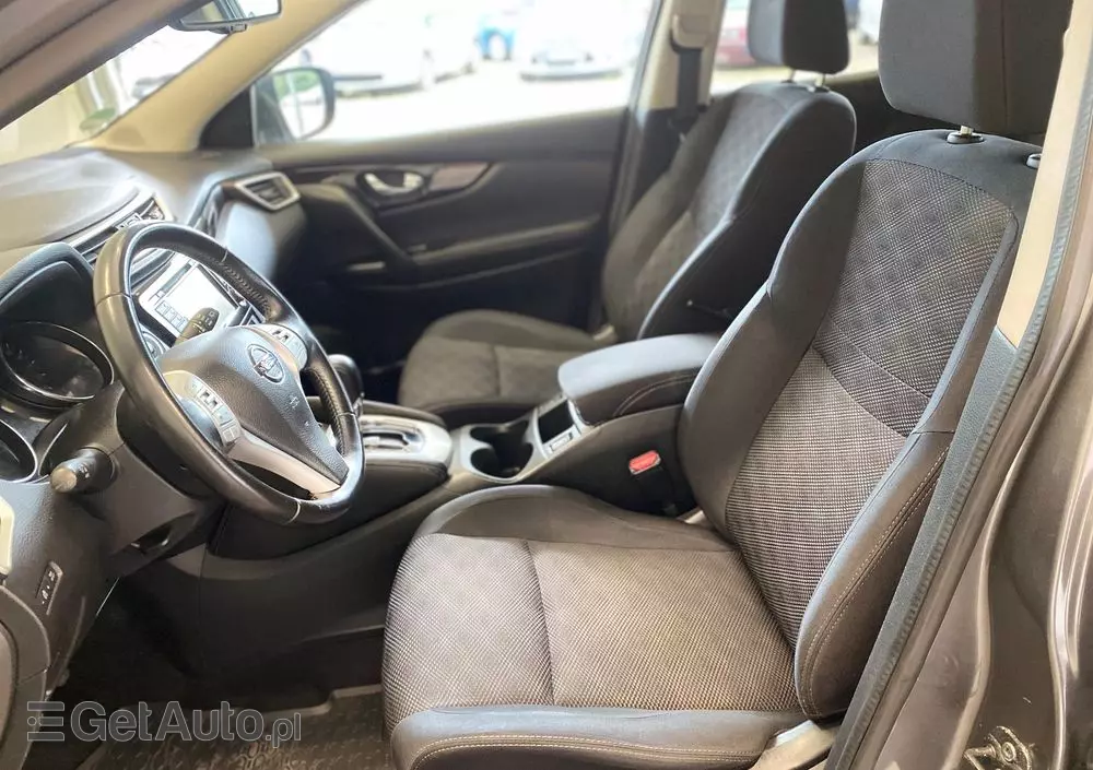 NISSAN Qashqai 1.2 DIG-T Tekna Xtronic