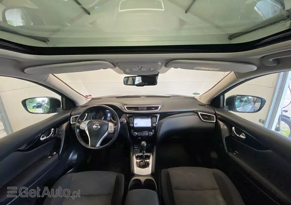 NISSAN Qashqai 1.2 DIG-T Tekna Xtronic