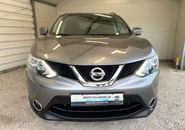 NISSAN Qashqai 1.2 DIG-T Tekna Xtronic