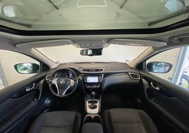 NISSAN Qashqai 1.2 DIG-T Tekna Xtronic