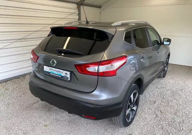 NISSAN Qashqai 1.2 DIG-T Tekna Xtronic