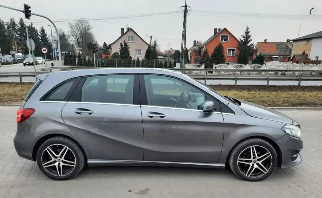 MERCEDES-BENZ Klasa B 