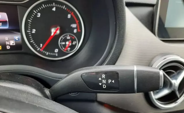 MERCEDES-BENZ Klasa B 