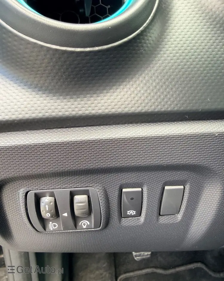 RENAULT Captur (ENERGY) TCe 90 INTENS