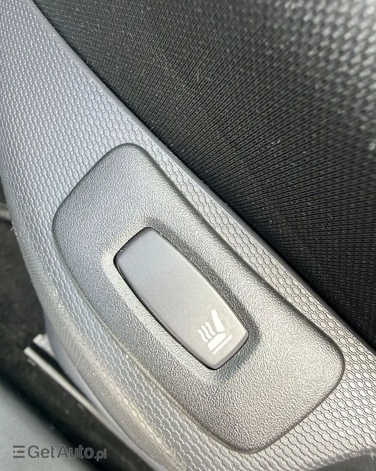 RENAULT Captur (ENERGY) TCe 90 INTENS