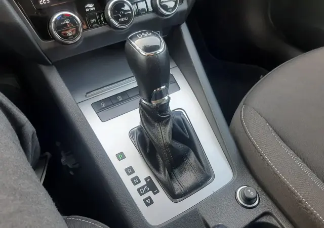 SKODA Octavia 1.6 TDI SCR Clever DSG